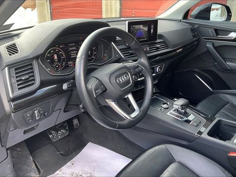 Used 2020 Audi Q5 e Premium w/ Convenience Package image 13