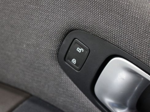 Used 2018 BMW i3 s image 8