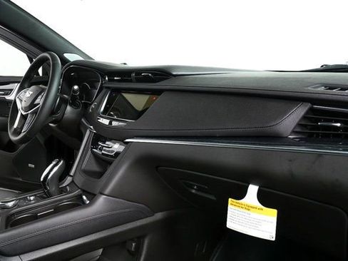 New 2025 Cadillac XT5 Premium Luxury image 24