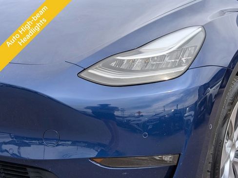Used 2021 Tesla Model Y Long Range AWD/4WD image 9