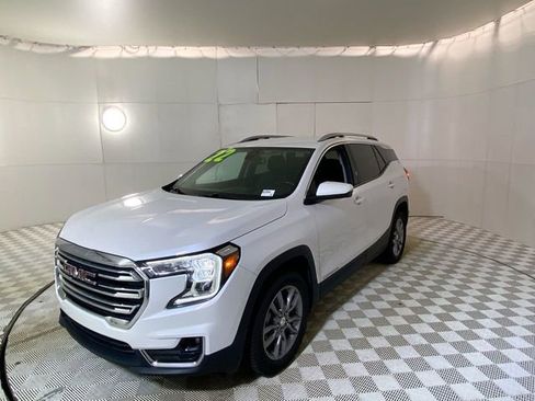 Used 2022 GMC Terrain SLT w/ Infotainment Package II image 20