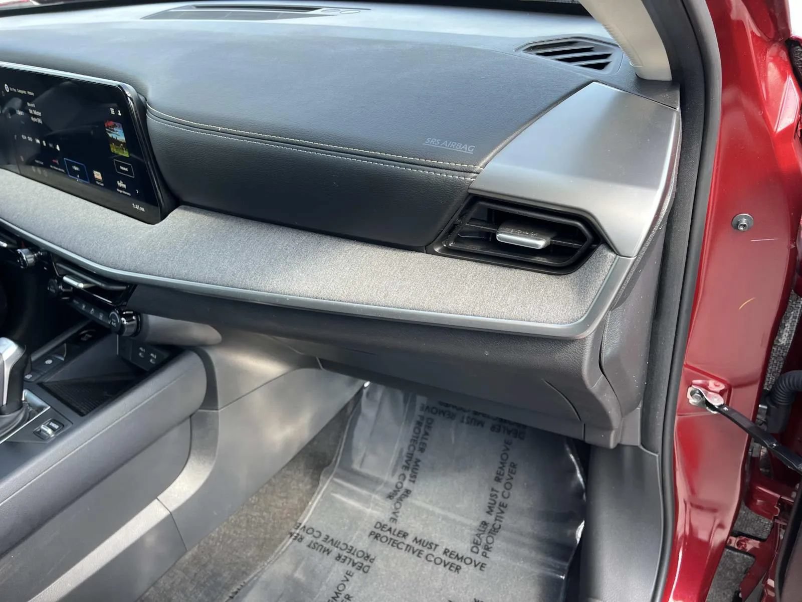Used 2026 Nissan Kicks SV FWD image 20