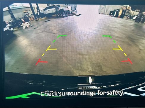 Used 2025 Nissan Altima 2.5 SV FWD image 21