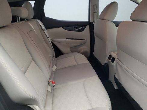 Used 2019 Nissan Rogue Sport SV w/ Technology Package image 19