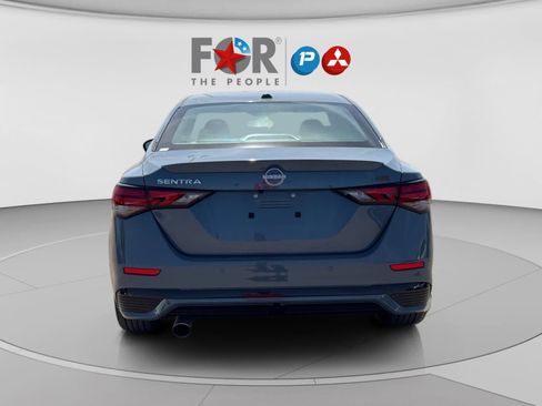 Used 2025 Nissan Sentra SR FWD image 4