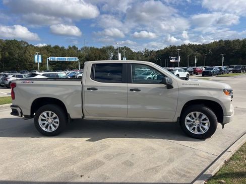 New 2026 Chevrolet Silverado 1500 Custom image 13