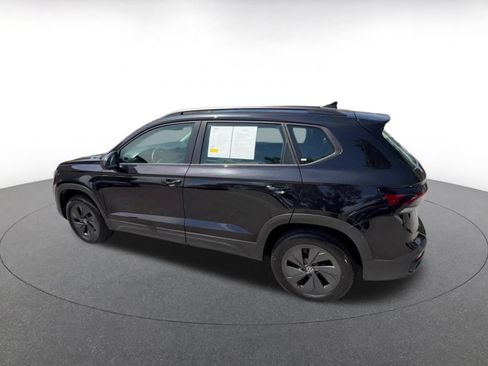 Used 2026 Volkswagen Taos S FWD image 10