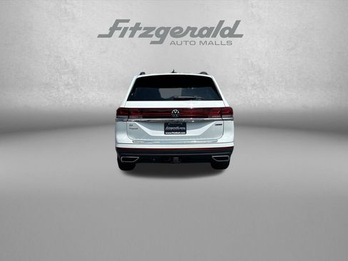 Used 2024 Volkswagen Atlas SE AWD/4WD image 6
