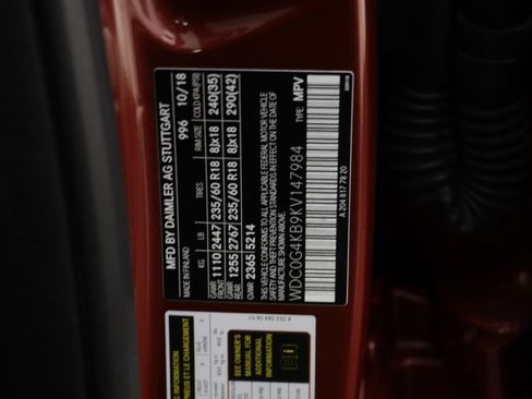 Used 2019 Mercedes-Benz GLC 300 4MATIC image 25