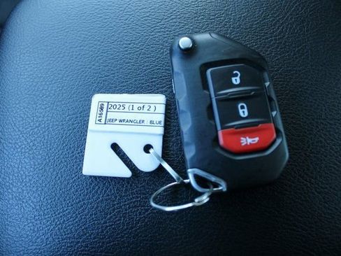 Used 2025 Jeep Wrangler Sport image 29