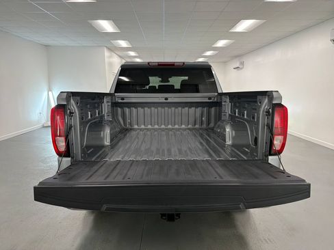 Used 2024 GMC Sierra 1500 Pro w/ Graphite Edition AWD/4WD image 8