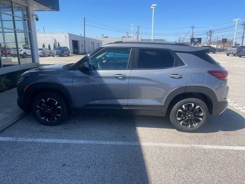 Used 2022 Chevrolet TrailBlazer LT image 9
