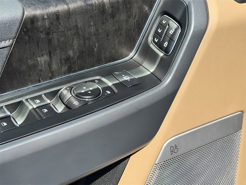 Used 2023 Ford F250 Lariat w/ Chrome Package image 31