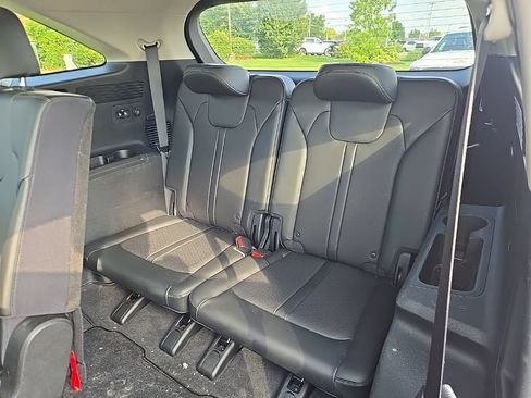 Used 2021 Kia Sorento S w/ Panoramic Sunroof Package FWD image 8