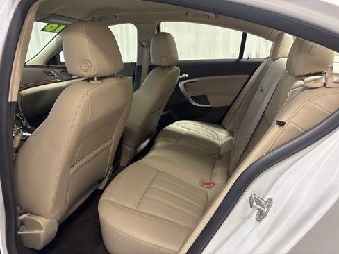 Used 2016 Buick Regal image 24