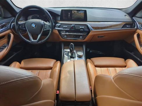Used 2018 BMW 530i w/ Premium Package RWD image 26