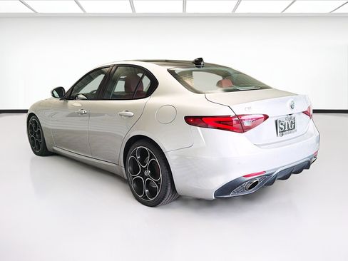 Used 2019 Alfa Romeo Giulia Ti Sport w/ Quick Order Package 22U Sport RWD image 6