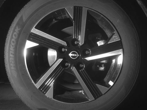 Used 2025 Nissan Sentra SV image 13