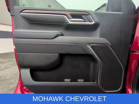 Used 2025 Chevrolet Silverado 1500 RST image 23