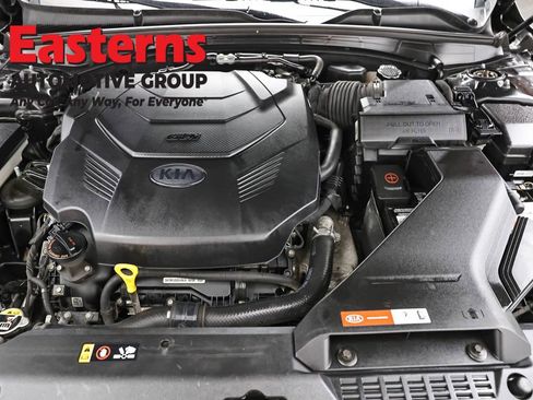 Used 2019 Kia Cadenza Premium image 7