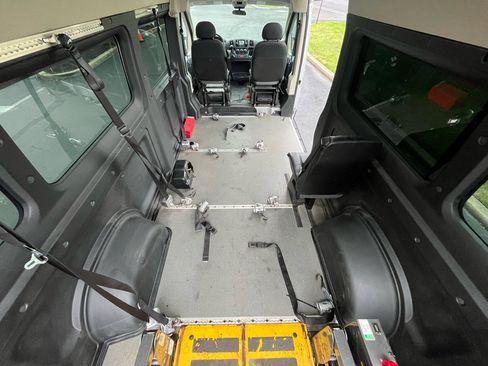 Used 2016 RAM ProMaster 2500 w/ Premium Appearance Group image 22