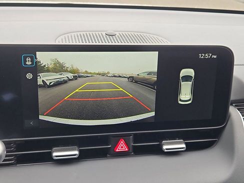 New 2025 Hyundai Ioniq 5 SEL image 9