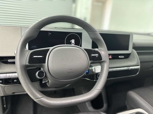 Used 2024 Hyundai Ioniq 5 SEL AWD/4WD image 11