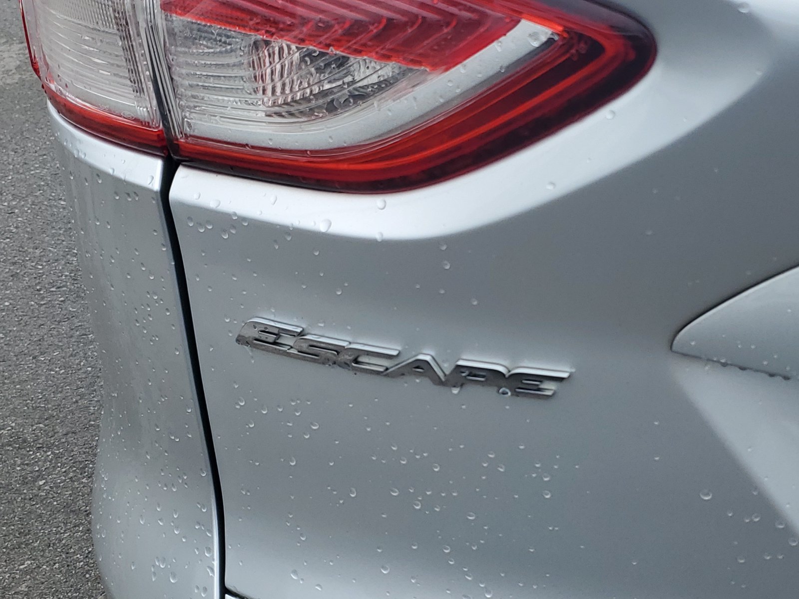 Used 2014 Ford Escape S FWD image 7