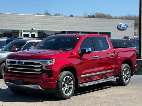 Used 2023 Chevrolet Silverado 1500 High Country w/ Z71 Off-Road Package image 32