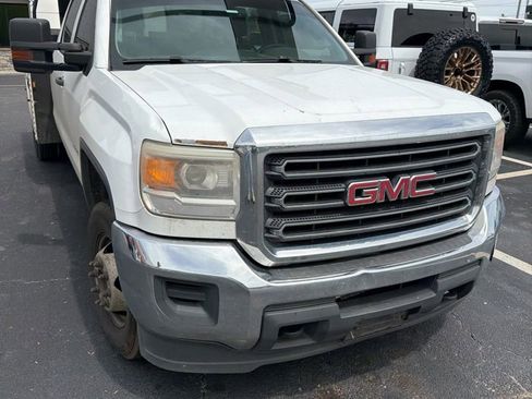 Used 2015 GMC Sierra 3500 2WD Crew Cab w/ Sierra Convenience Package image 3