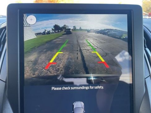 Used 2022 Ford Edge SEL w/ Sport Appearance Package image 25