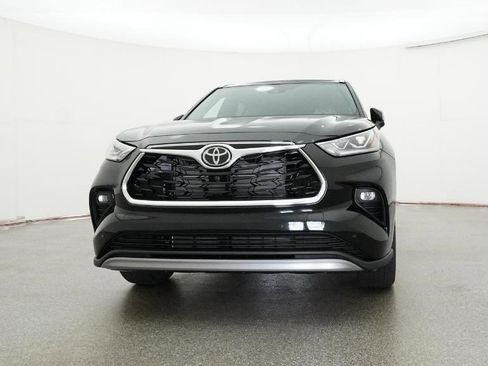 New 2026 Toyota Highlander Platinum AWD/4WD image 95