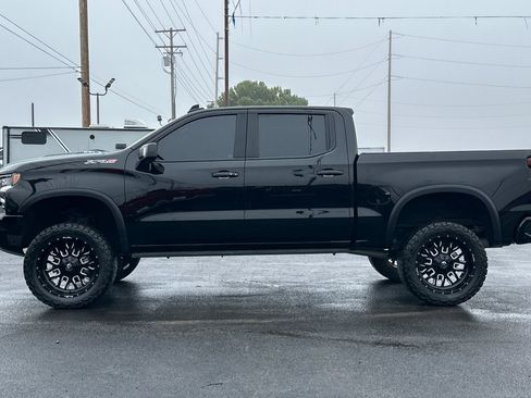 Used 2022 Chevrolet Silverado 1500 ZR2 image 7