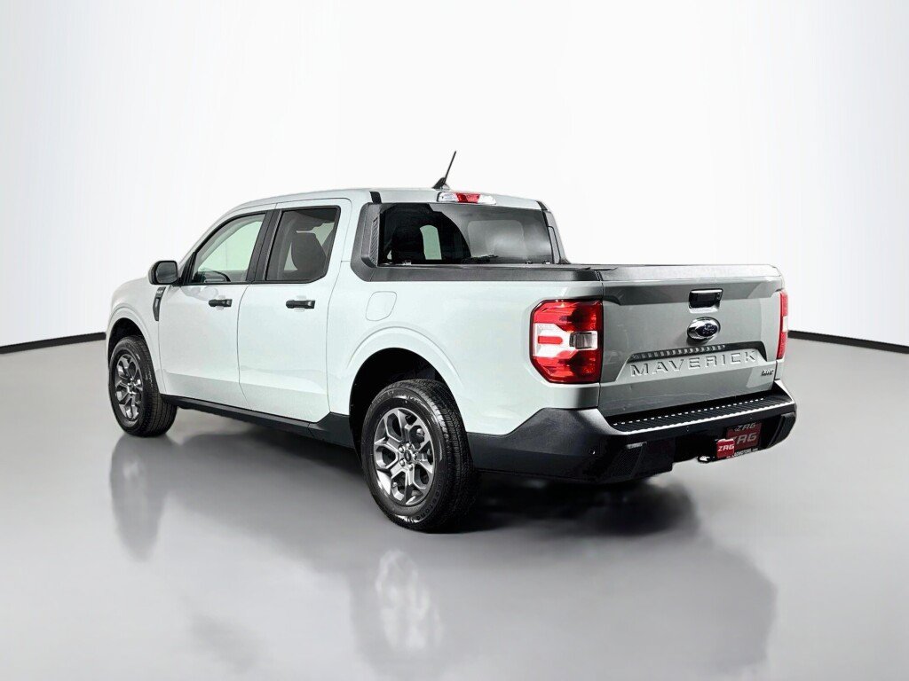 Used 2024 Ford Maverick XLT w/ Equipment Group 300A Standard AWD/4WD image 3