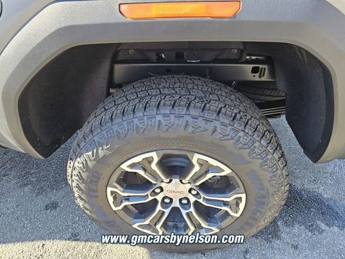 New 2025 GMC Canyon AT4 image 8