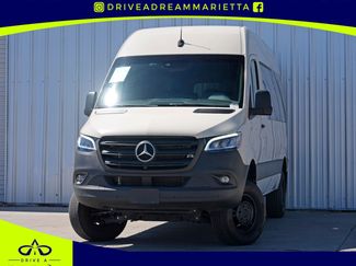 Used 2023 Mercedes-Benz Sprinter 2500 video 1