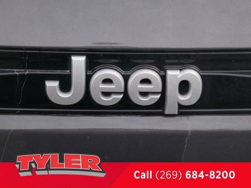 New 2025 Jeep Grand Cherokee Limited AWD/4WD image 15