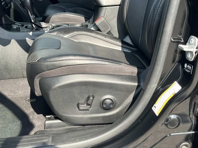 Used 2023 Jeep Cherokee Altitude Lux AWD/4WD image 28