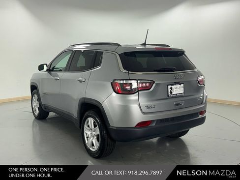 Used 2022 Jeep Compass Latitude AWD/4WD image 8