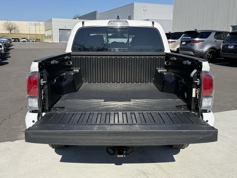 Used 2021 Toyota Tacoma TRD Sport image 33