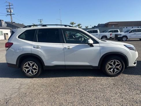 Used 2023 Subaru Forester Premium AWD/4WD image 4