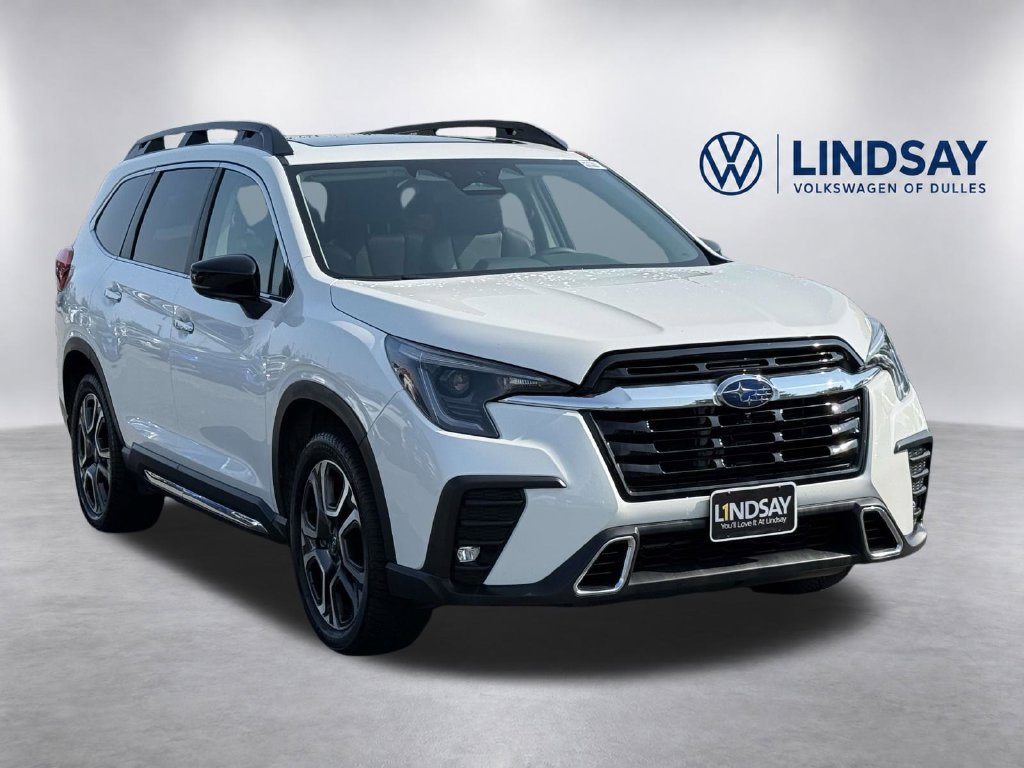Used 2024 Subaru Ascent Touring AWD/4WD image 1