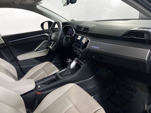 Used 2020 Audi Q3 2.0T Prestige image 30
