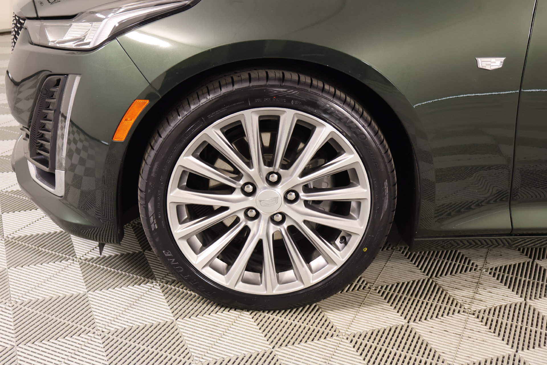 Used 2020 Cadillac CT5 Premium Luxury AWD/4WD image 19