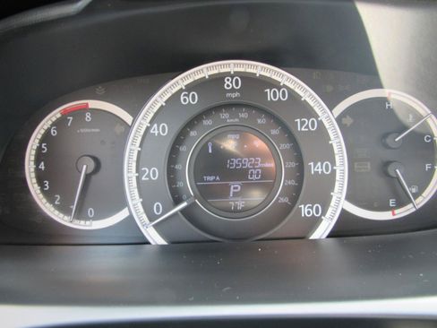 Used 2015 Honda Accord LX image 16