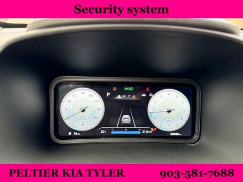 Used 2022 Hyundai Kona Limited image 19