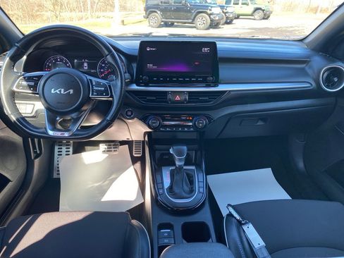 Certified 2022 Kia Forte GT-Line w/ GT-Line Technology Package image 16