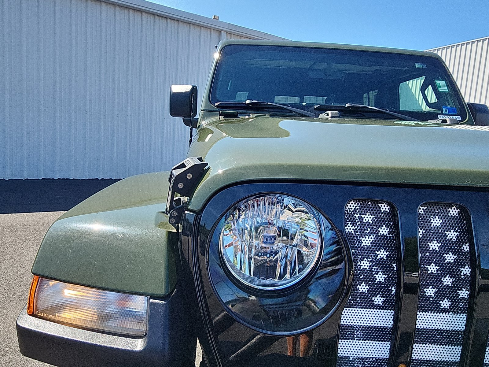 Used 2021 Jeep Gladiator Sport AWD/4WD image 12