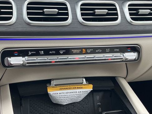 Certified 2025 Mercedes-Benz GLE 350 4MATIC image 29