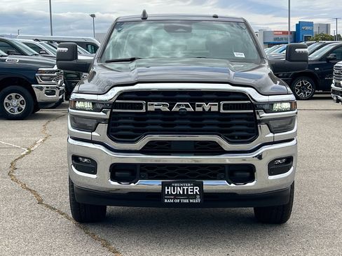 New 2026 RAM 2500 Big Horn AWD/4WD image 12